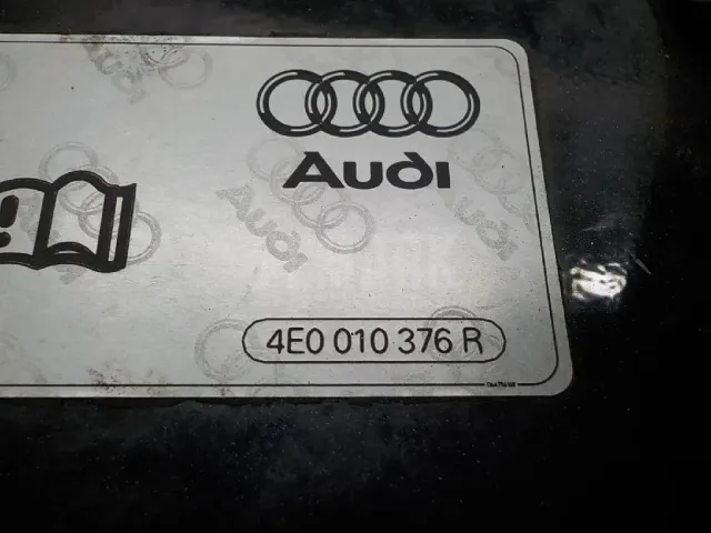 Лючок бензобака для  Audi TT(8N) 1998-2006
