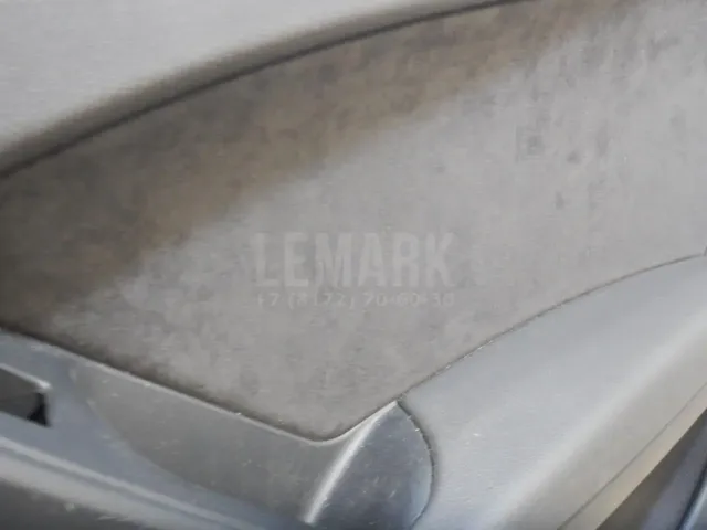 Обшивка двери передней правой для  Ford Fiesta 2008-2019