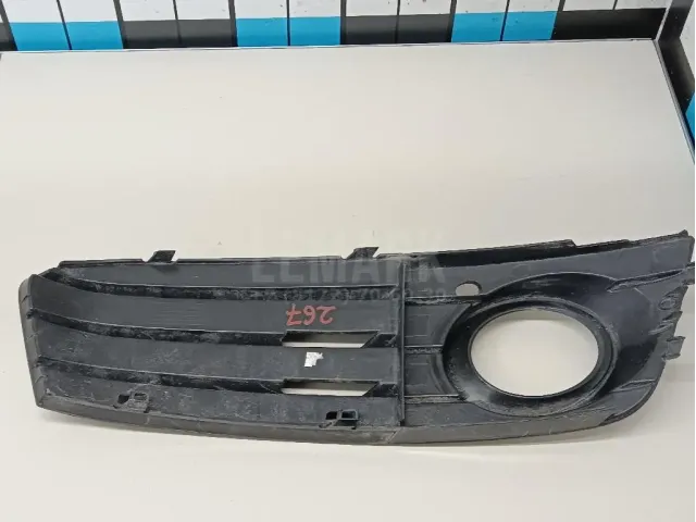 Решетка в бампер левая для  BMW X5 G05 2018