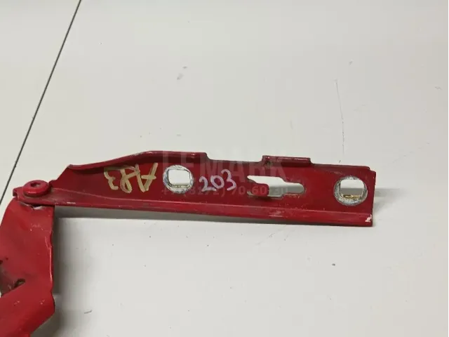 Петля капота левая для  Chrysler Crossfire 2003-2008