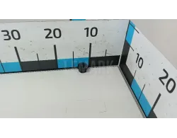 Отбойник капота