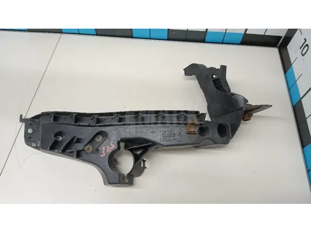 Кронштейн фар правый для  Citroen C5 2004-2008