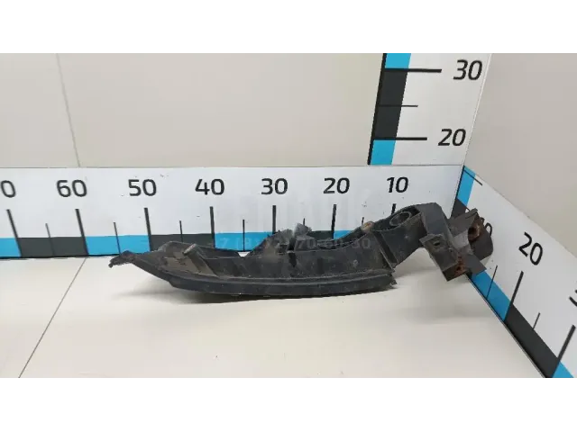 Кронштейн фар правый для  Citroen C5 2004-2008