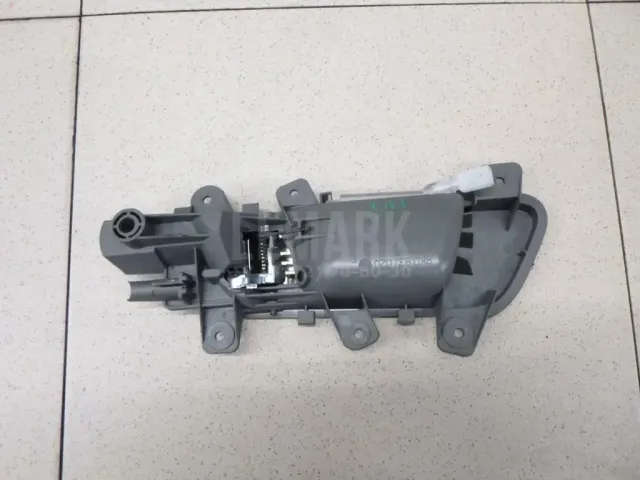 Ручка двери внутренняя правая для  BMW X1 E84 2009-2015