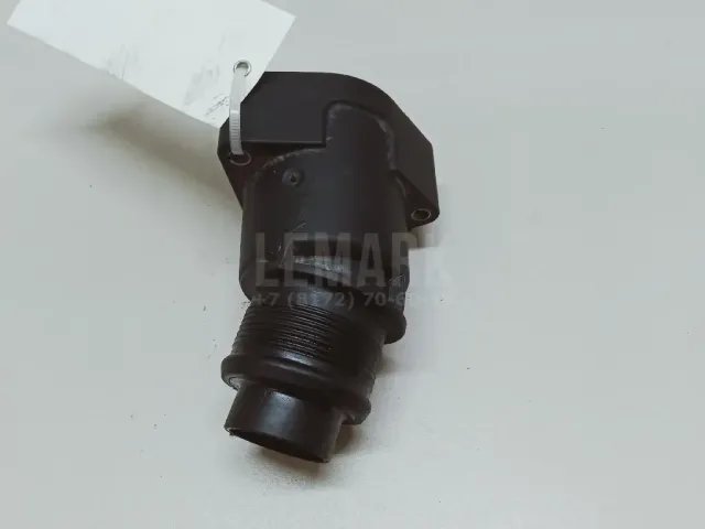 Фланец двигателя системы охлаждения