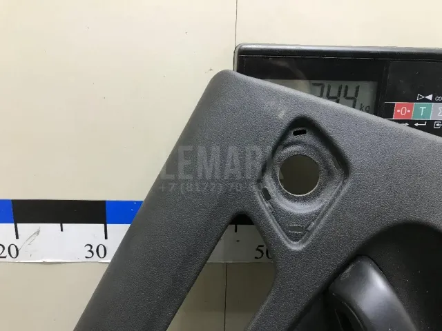Обшивка двери задней левой