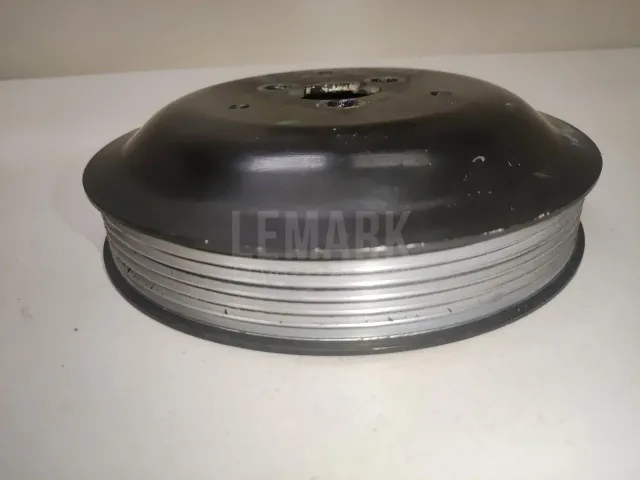 Шкив водяного насоса (помпы) для  Ford Maverick 2001-2007