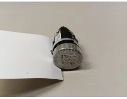 Кнопка запуска двигателя