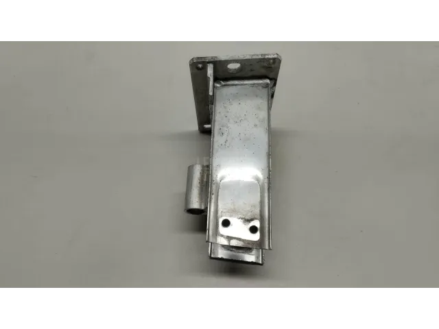 Кронштейн усилителя переднего бампера правый для  Audi TT(8N) 1998-2006