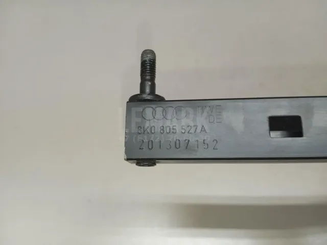 Кронштейн радиатора для  Genesis GV70 2020