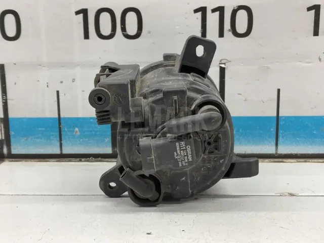 Фара противотуманная правая для  Audi A1 (8X) 2010-2018