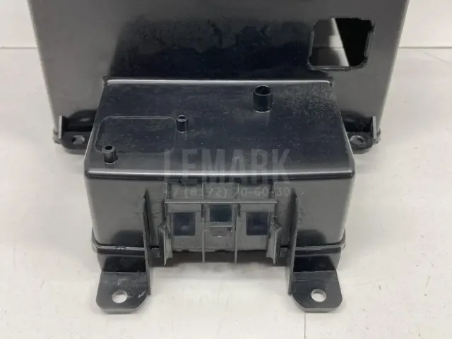 Ящик передней консоли для  BMW 3-serie E90/E91 2005-2012