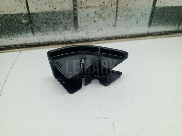 Заглушка для  Chevrolet Suburban 2006-2014