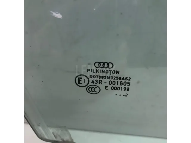 Стекло двери передней правой для  Audi Q5 [FY] 2017