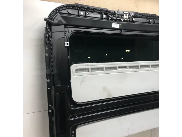 Стекло люка для  Audi Q3 (8U) 2012-2018