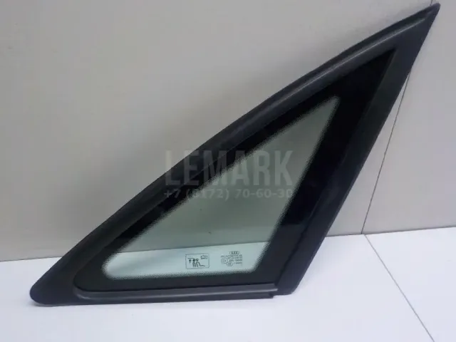 Стекло кузовное глухое правое для  Ford Mondeo I 1993-1996