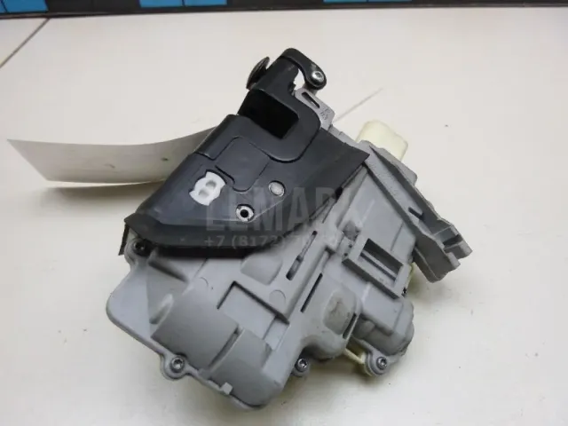 Замок двери передней правой для  GM GMC Envoy 2001-2009