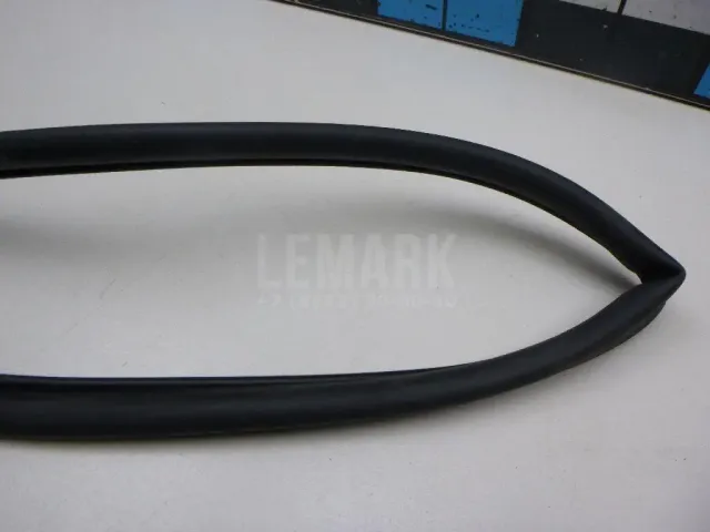 Уплотнитель (наружный) для  BMW 7-serie G11/G12 2015-2022