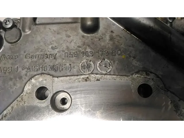 Крышка коленвала задняя для  Audi TT(8N) 1998-2006