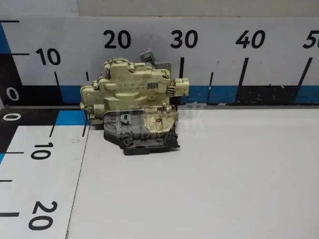 Замок двери передней правой для  BMW 3-serie F34 GT 2012-2020