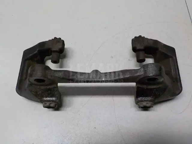 Скоба суппорта переднего для  BMW 6-serie E63 2004-2009