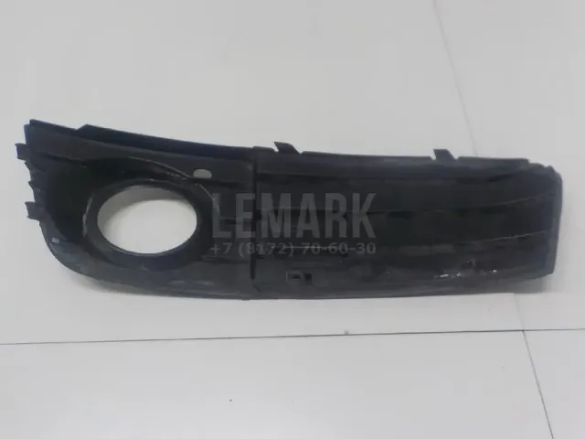 Решетка в бампер правая для  Audi Q6 2022