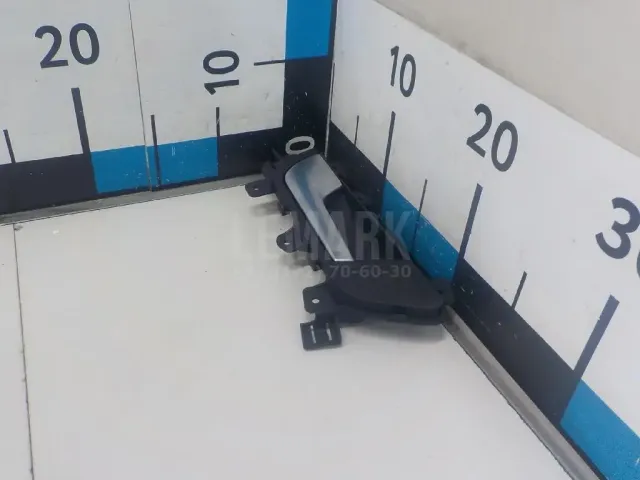 Ручка двери внутренняя левая