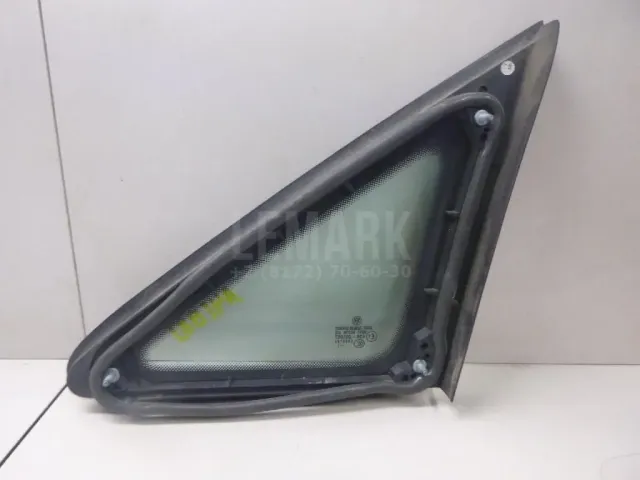 Стекло кузовное глухое левое для  Ford Kuga 2008-2012