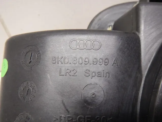 Лючок бензобака для  Ford Kuga 2008-2012