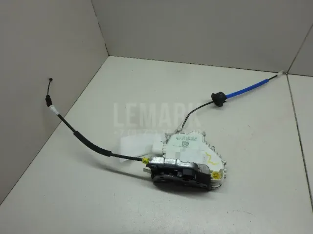 Замок двери передней левой для  GM GMC Envoy 2001-2009