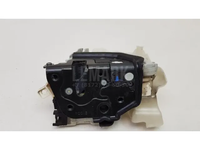 Замок двери передней правой для  Audi Q3 (8U) 2012-2018