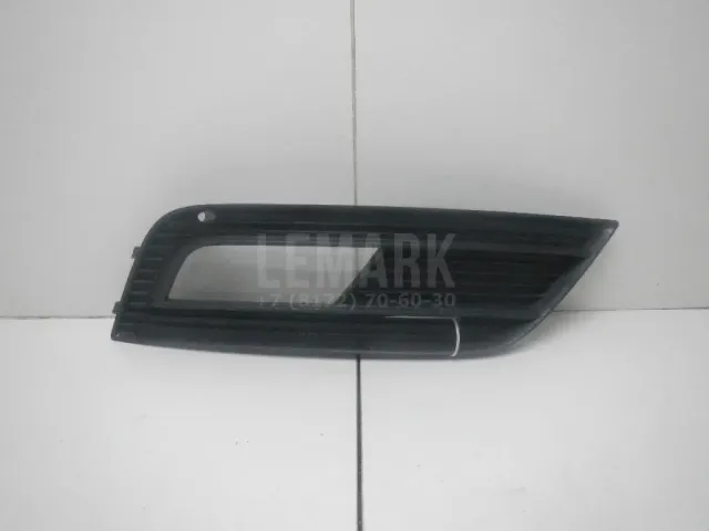 Решетка в бампер правая для  Ford Escape EUR 2007-2009