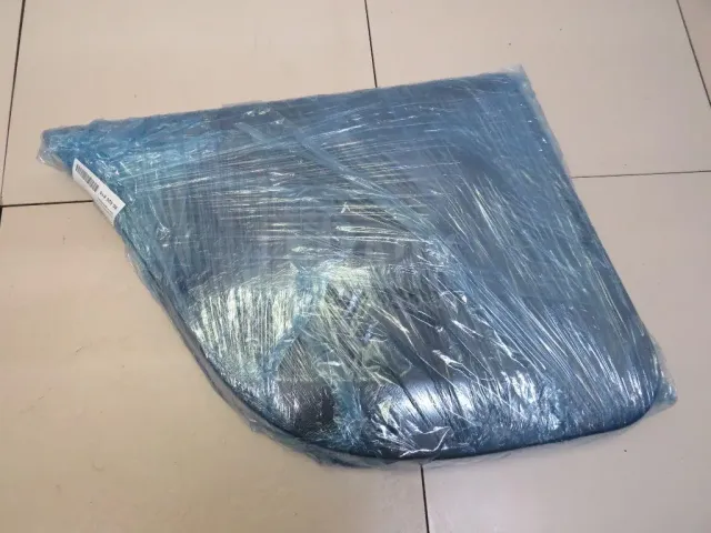 Обшивка двери задней левой