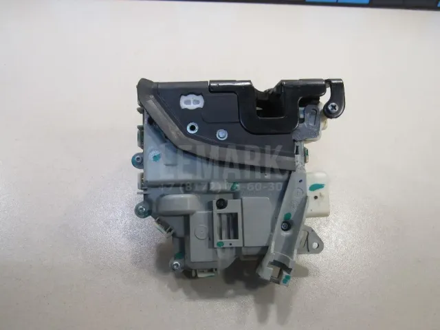 Замок двери передней правой для  Audi A3 [8PA] Sportback 2004-2013