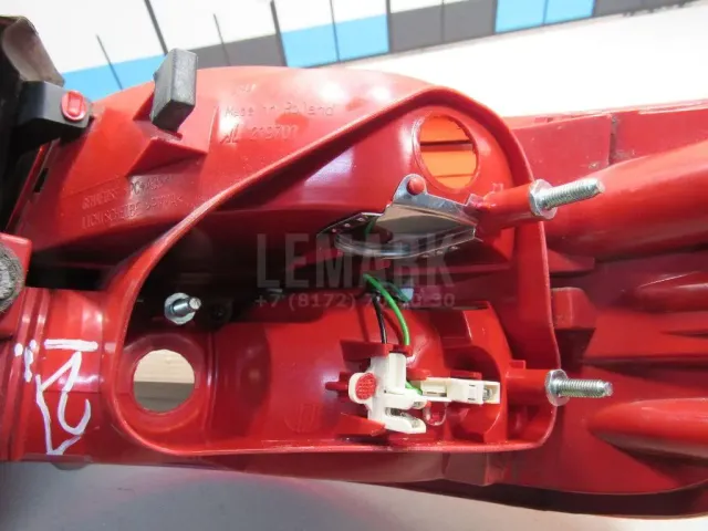 Фонарь задний наружный левый для  Ford Mondeo V 2015-2022