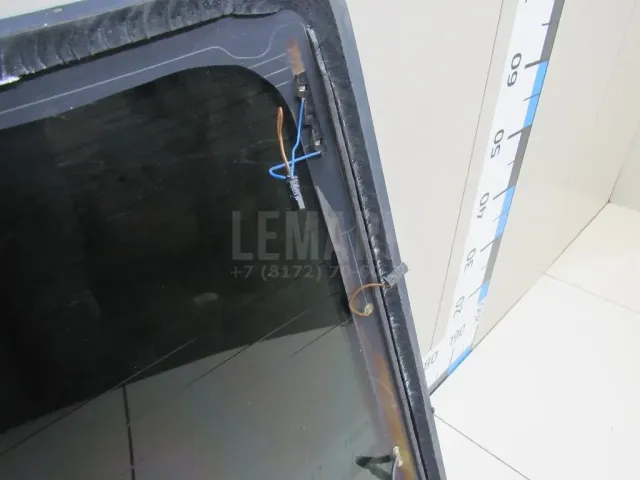 Стекло заднее для  Ford Mondeo I 1993-1996