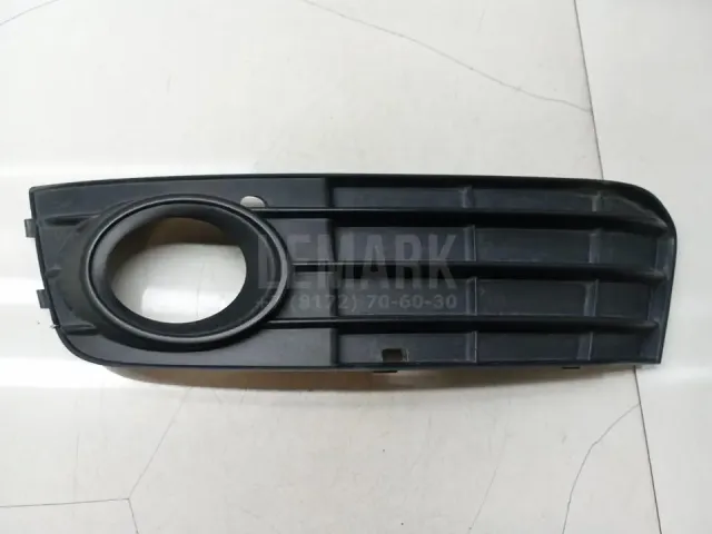 Решетка в бампер левая для  BMW X1 E84 2009-2015