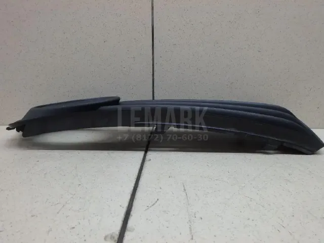 Решетка в бампер левая для  BMW X5 G05 2018