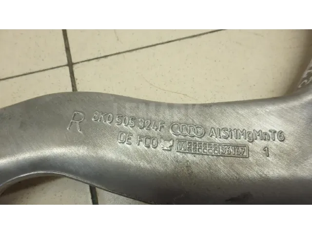 Рычаг задний верхний правый