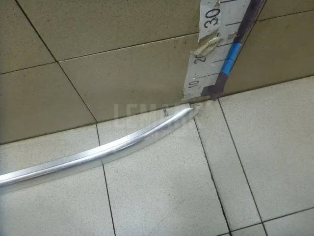 Рейлинг правый (планка на крышу)