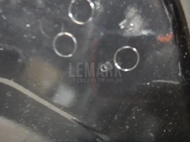 Дверь задняя левая для  Ford Escape EUR 2007-2009
