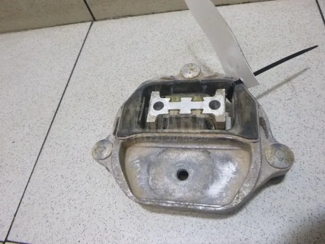 Опора КПП для  Audi A4 [B8] 2007-2015