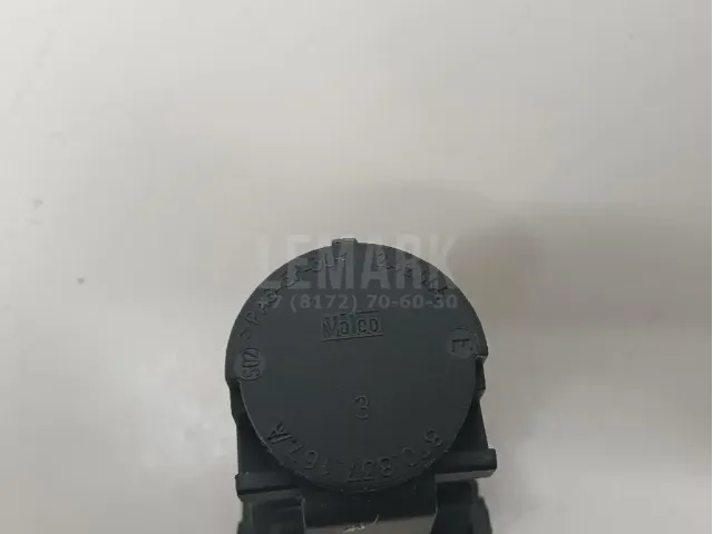 Накладка ручки наружной для  Ford Maverick 2007