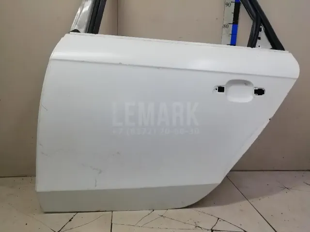 Дверь задняя левая