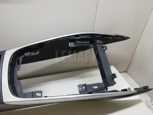 Подлокотник для  Cadillac SRX 2009-2016