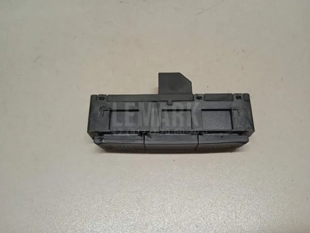 Кнопка многофункциональная для  Audi A3 [8V] 2013-2020