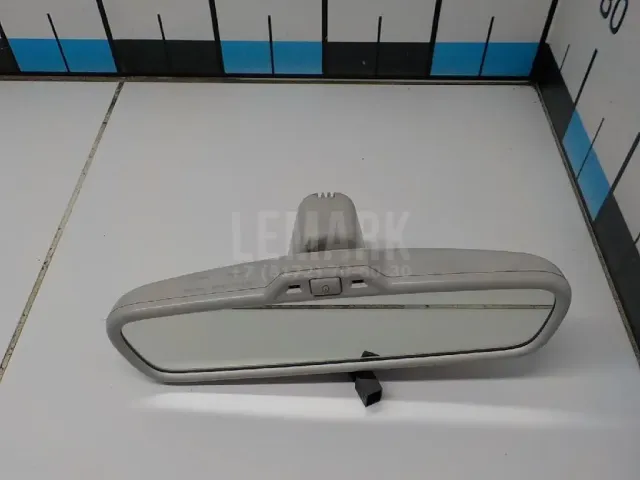 Зеркало заднего вида
