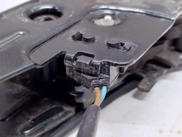 Замок капота для  BMW Z3 1995-2003