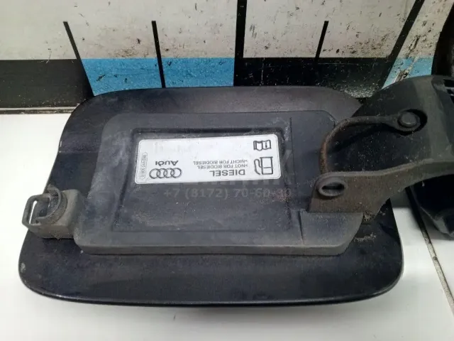 Лючок бензобака для  Chrysler Grand Voyager/Grand Caravan (RT) 2007-2020
