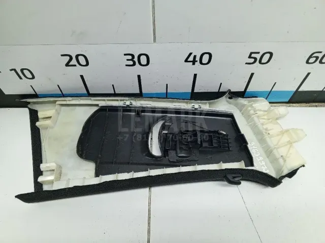 Обшивка стойки для  Audi A8 [4H] 2010-2017